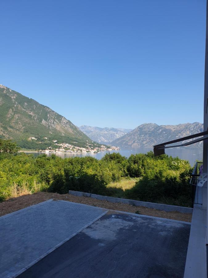 Apartment Marta 2 Котор Екстер'єр фото