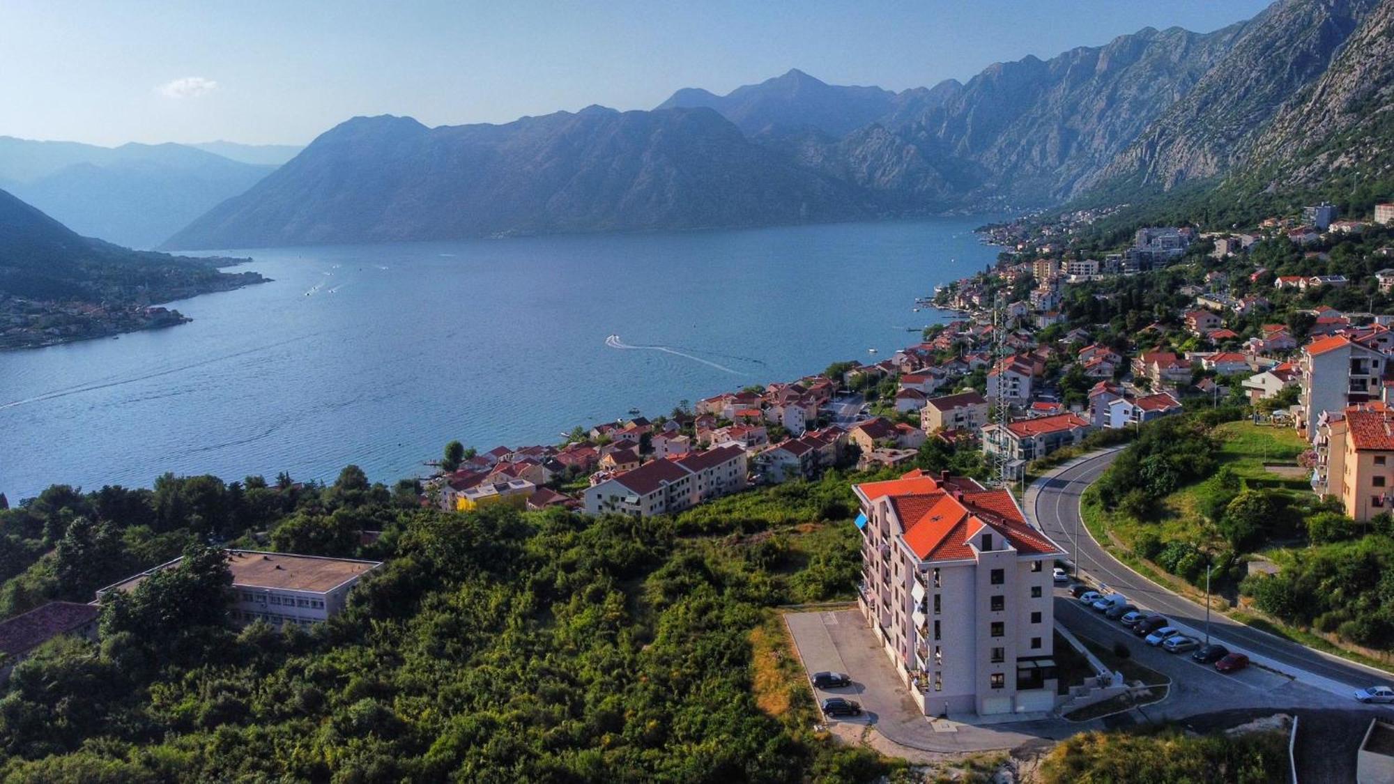 Apartment Marta 2 Котор Екстер'єр фото